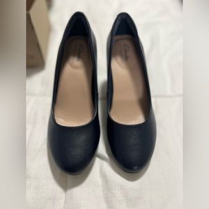 New Clark’s in navy blue